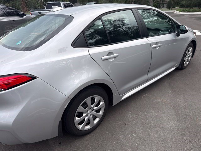 Used 2024 Toyota Corolla LE FWD image 5