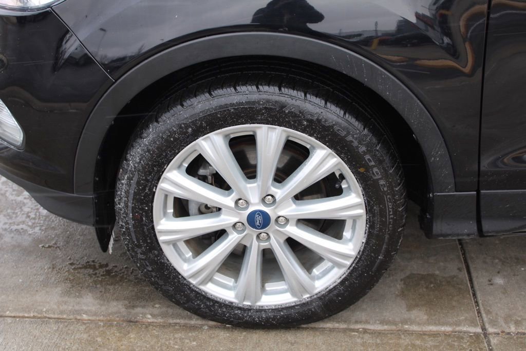 Used 2019 Ford Escape SEL image 12