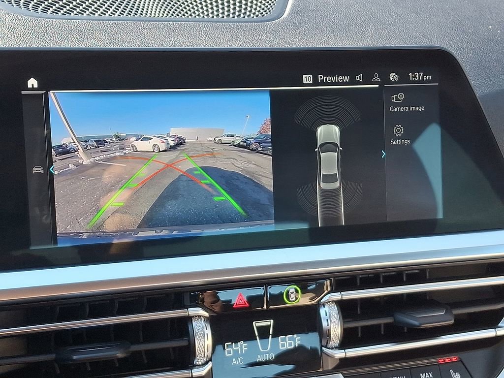 Used 2021 BMW 330e xDrive w/ M Sport Package image 19