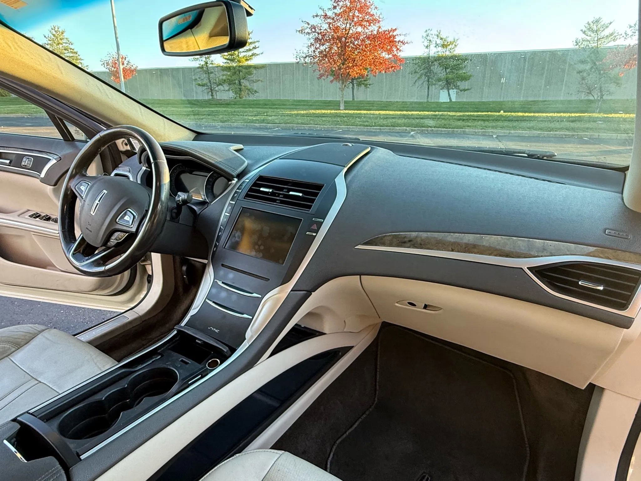 Used 2016 Lincoln MKZ w/ Equipment Group 300A Reserve image 13