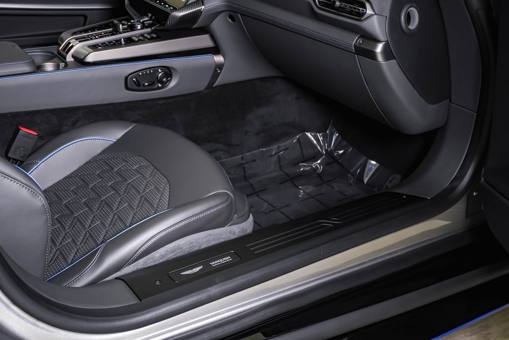 New 2025 Aston Martin Vanquish image 21