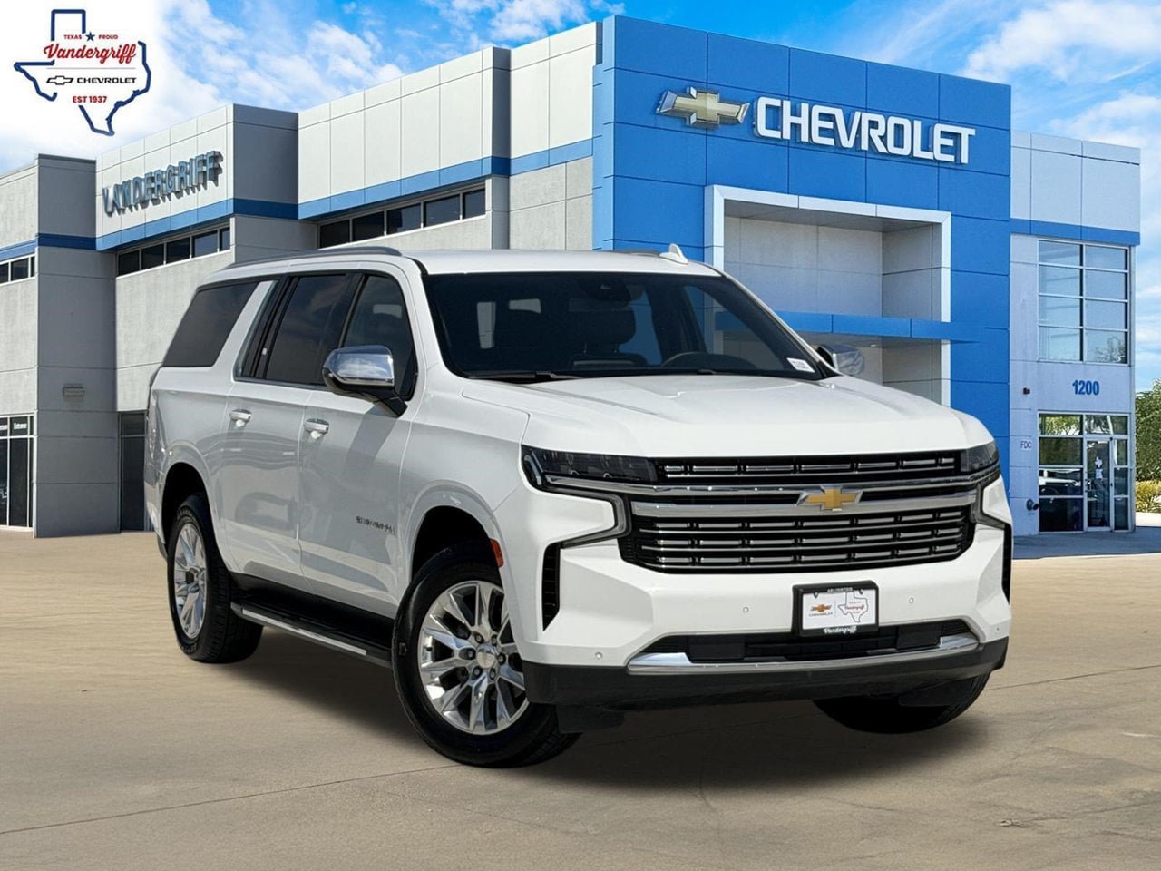 Used 2023 Chevrolet Suburban Premier AWD/4WD image 1