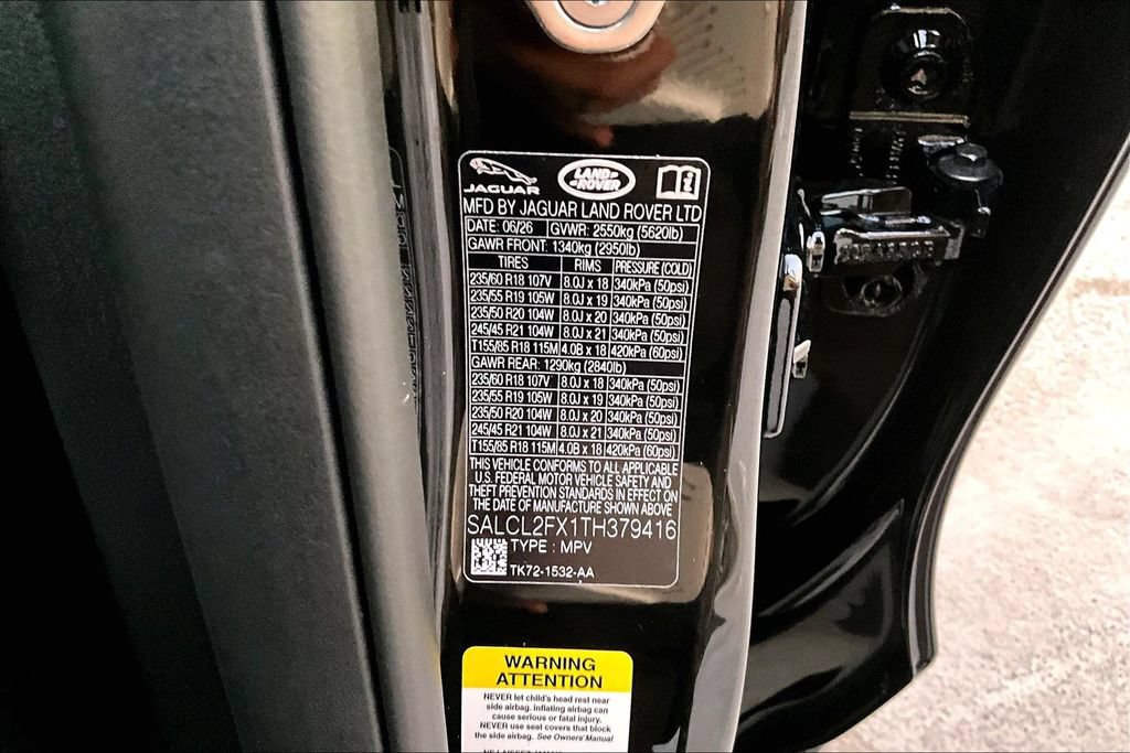 New 2026 Land Rover Discovery Sport Landmark AWD/4WD image 8