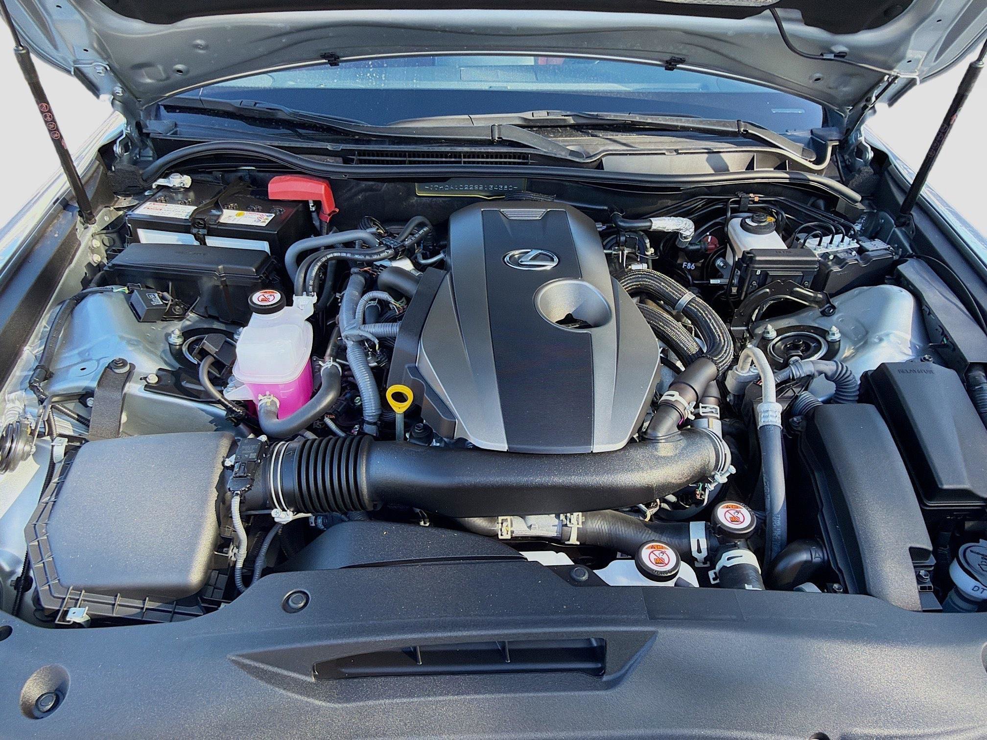 Used 2025 Lexus IS 300 w/ Comfort Package RWD image 28