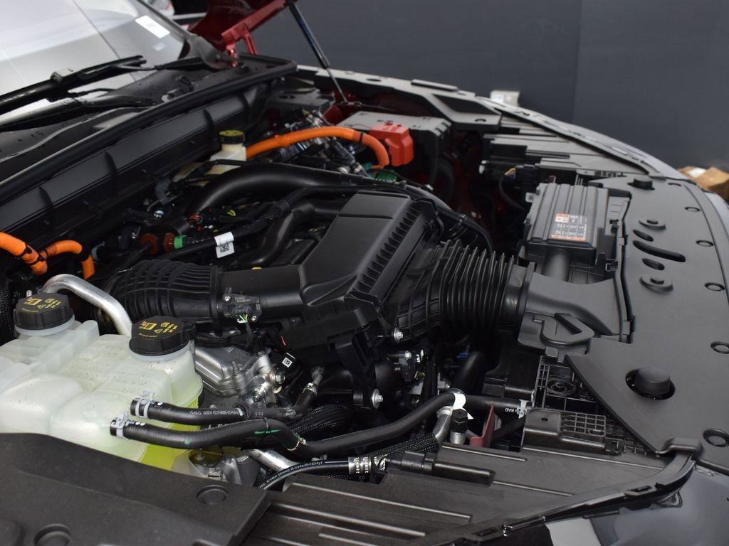 New 2025 Lincoln Nautilus Premier w/ Equipment Group 102A image 17