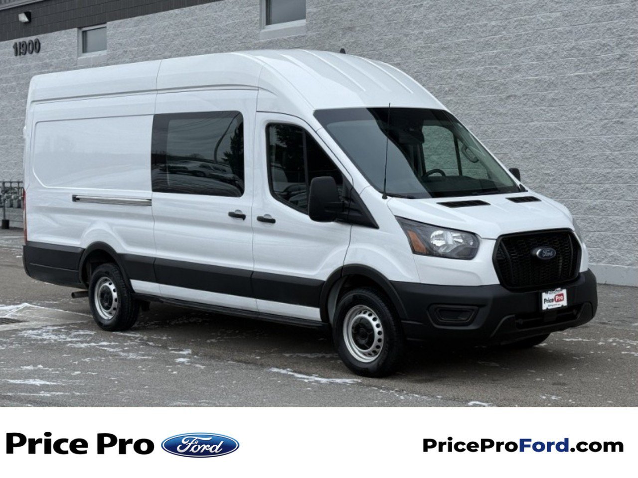 Used 2023 Ford Transit 250 148 High Roof Extended w/ Load Area Protection Package RWD image 1