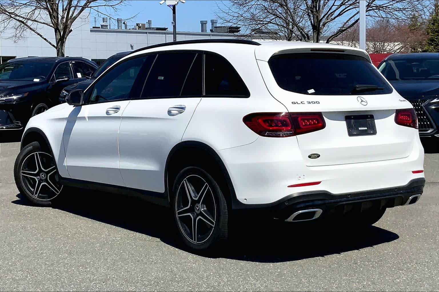Used 2022 Mercedes-Benz GLC 300 4MATIC image 12