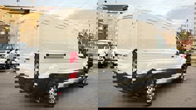 New 2026 Ford Transit 250 148 Medium Roof Extended AWD image 29