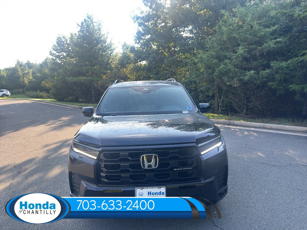 New 2026 Honda Pilot Black Edition image 2