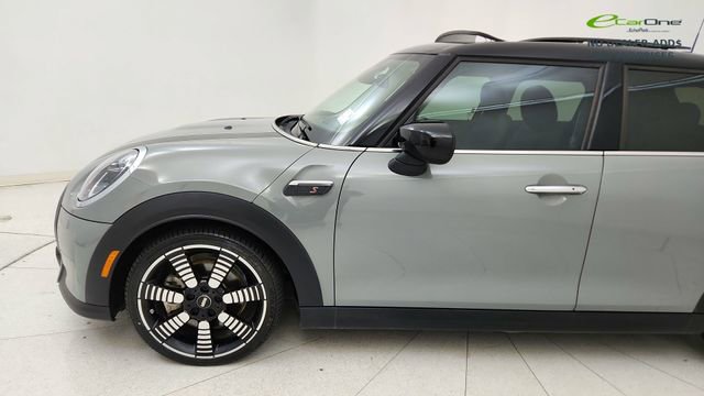 Used 2023 MINI Cooper S image 9