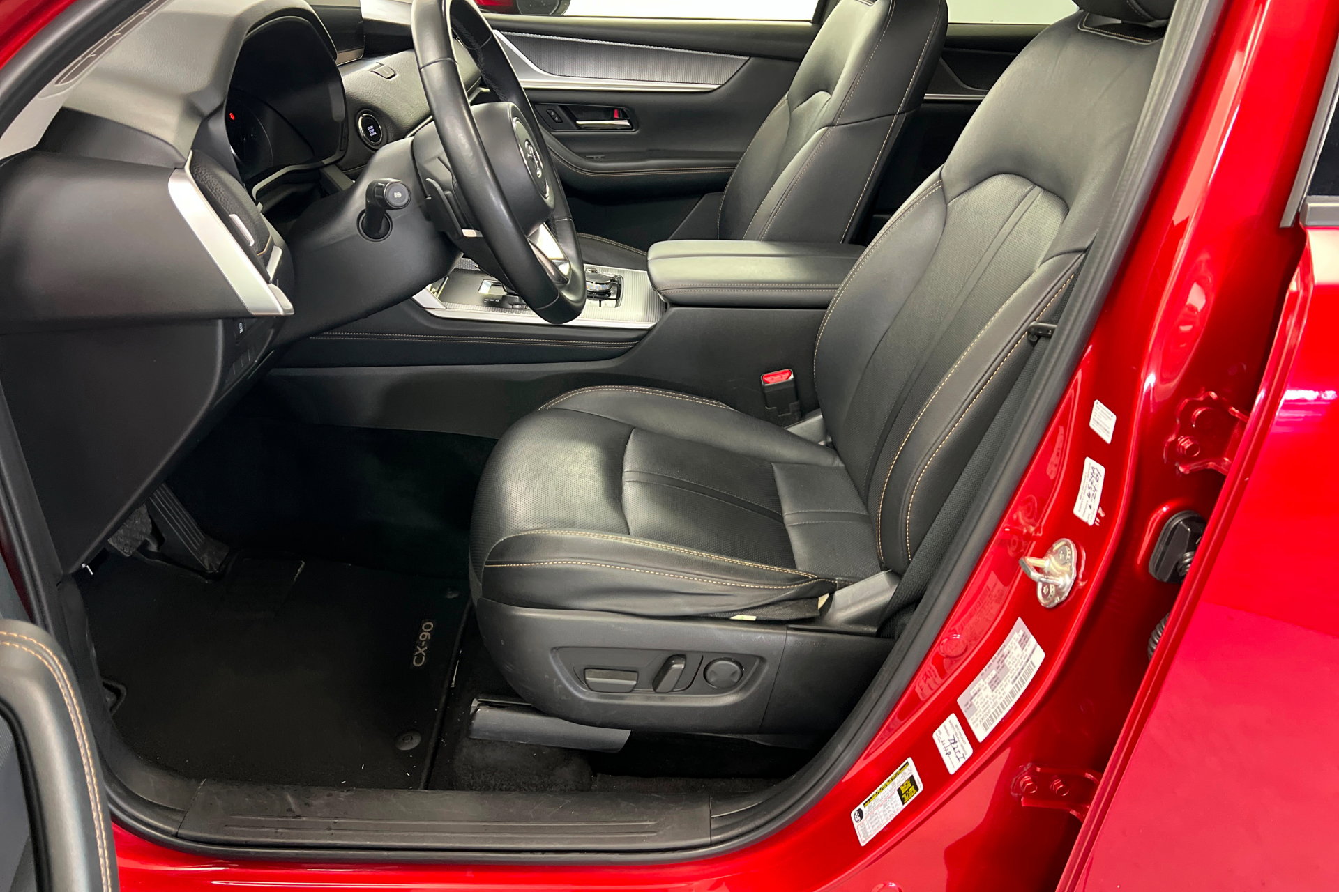 Used 2024 MAZDA CX-90 3.3 Turbo w/ Preferred Plus image 18