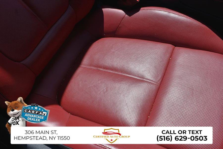 Used 2023 Porsche Macan Turbo AWD/4WD image 25