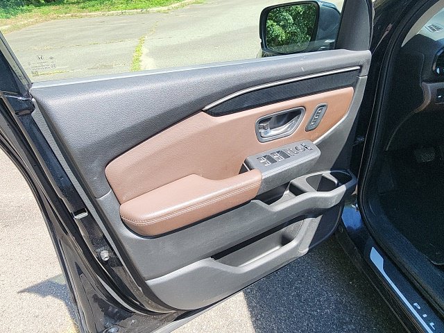 Used 2024 Honda Pilot Elite image 11