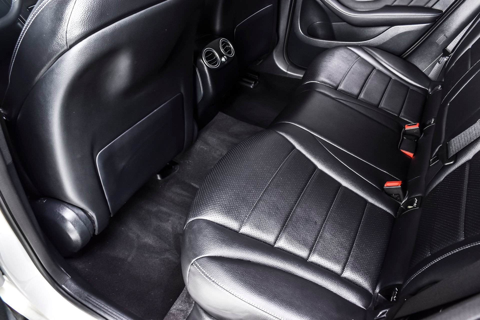 Used 2022 Mercedes-Benz GLC 300 4MATIC image 20