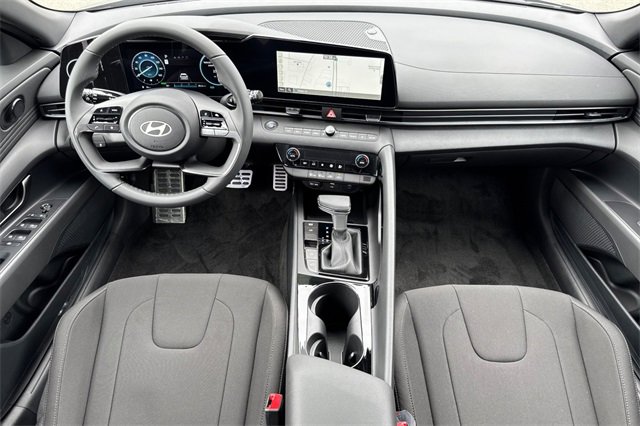 New 2025 Hyundai Elantra SEL image 13