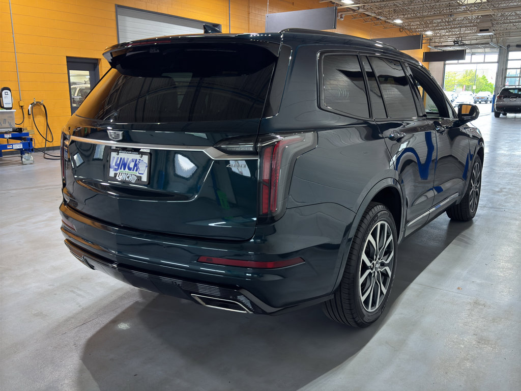 Used 2024 Cadillac XT6 Sport w/ Technology Package AWD/4WD image 5