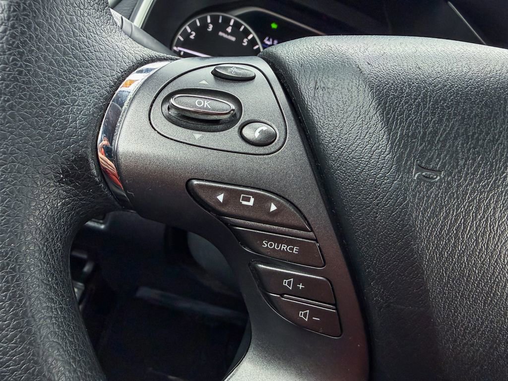 Used 2020 Nissan Murano S w/ Technology Package image 16