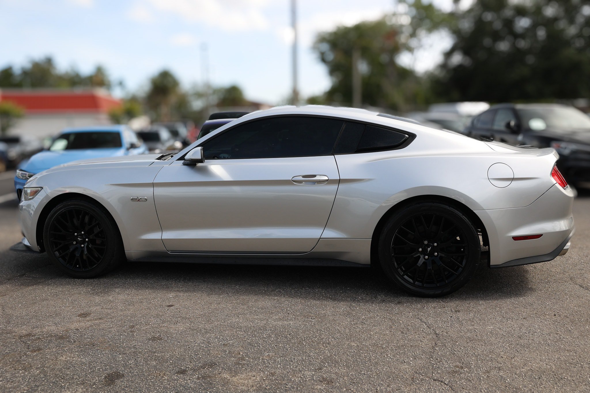 Used 2016 Ford Mustang GT Premium w/ GT Performance Package RWD image 4