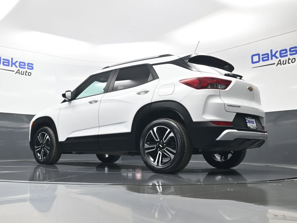 Used 2024 Chevrolet TrailBlazer LT image 41