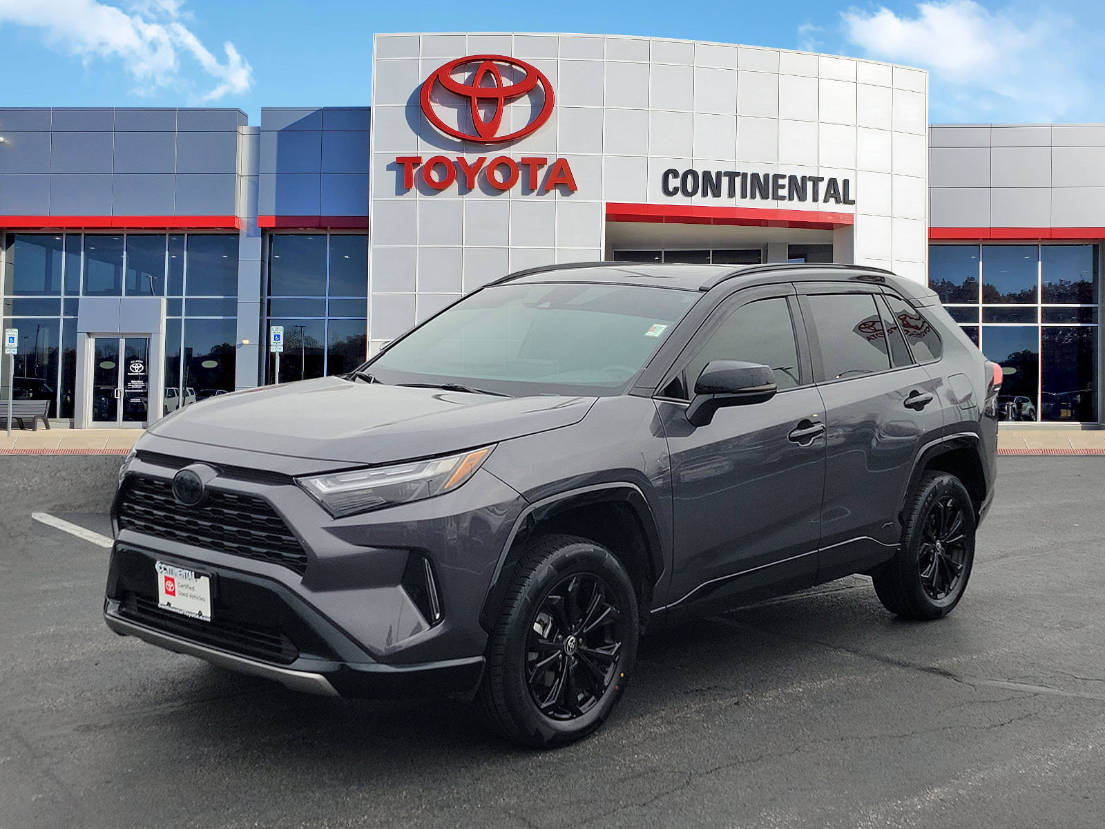 Certified 2022 Toyota RAV4 XSE image 3