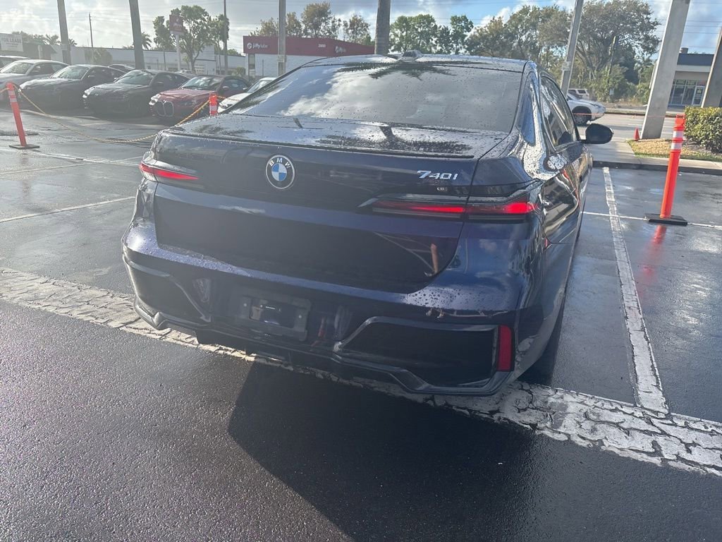 Used 2023 BMW 740i 740i image 11