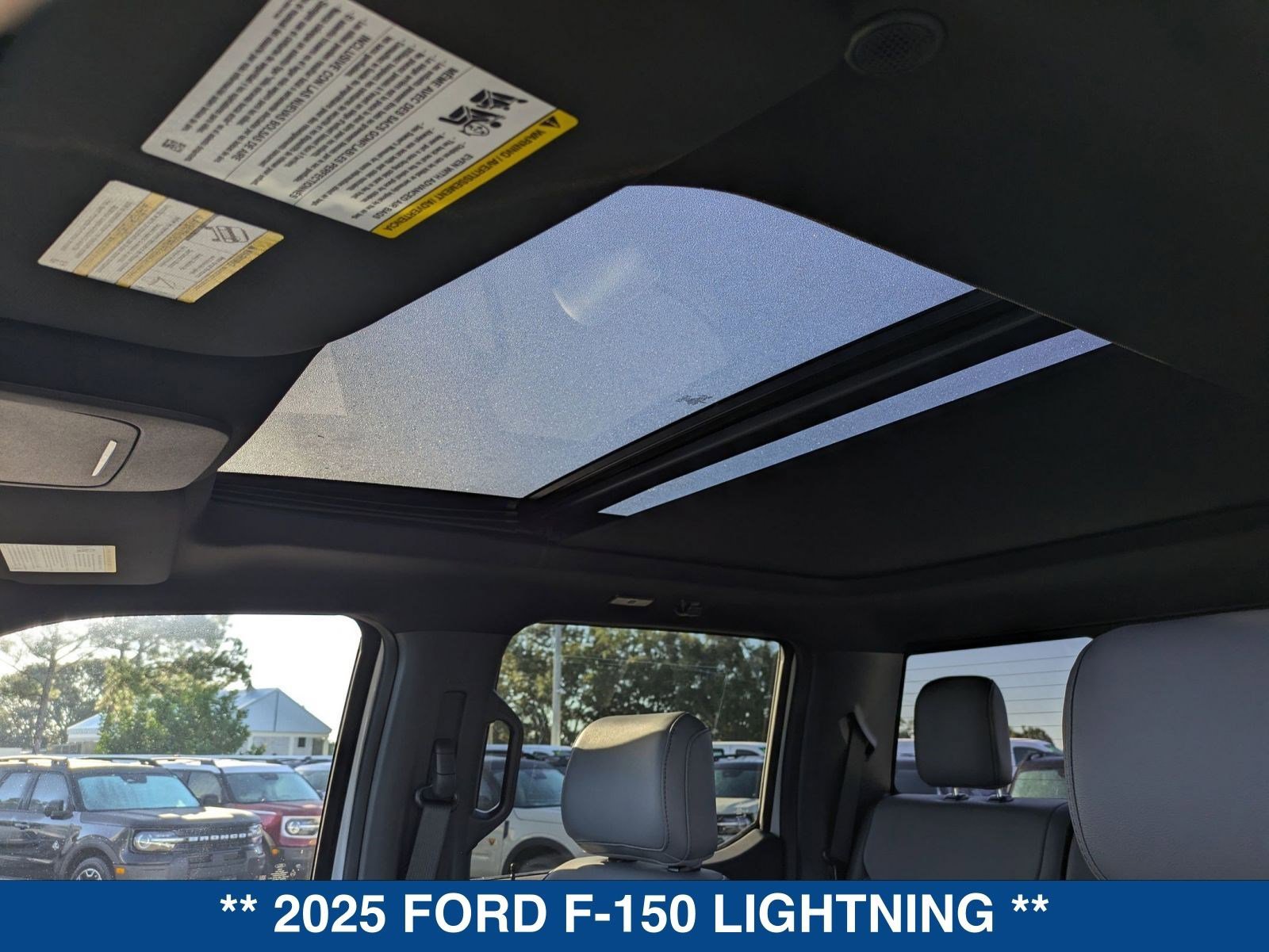 New 2025 Ford F150 Lightning Lariat image 25