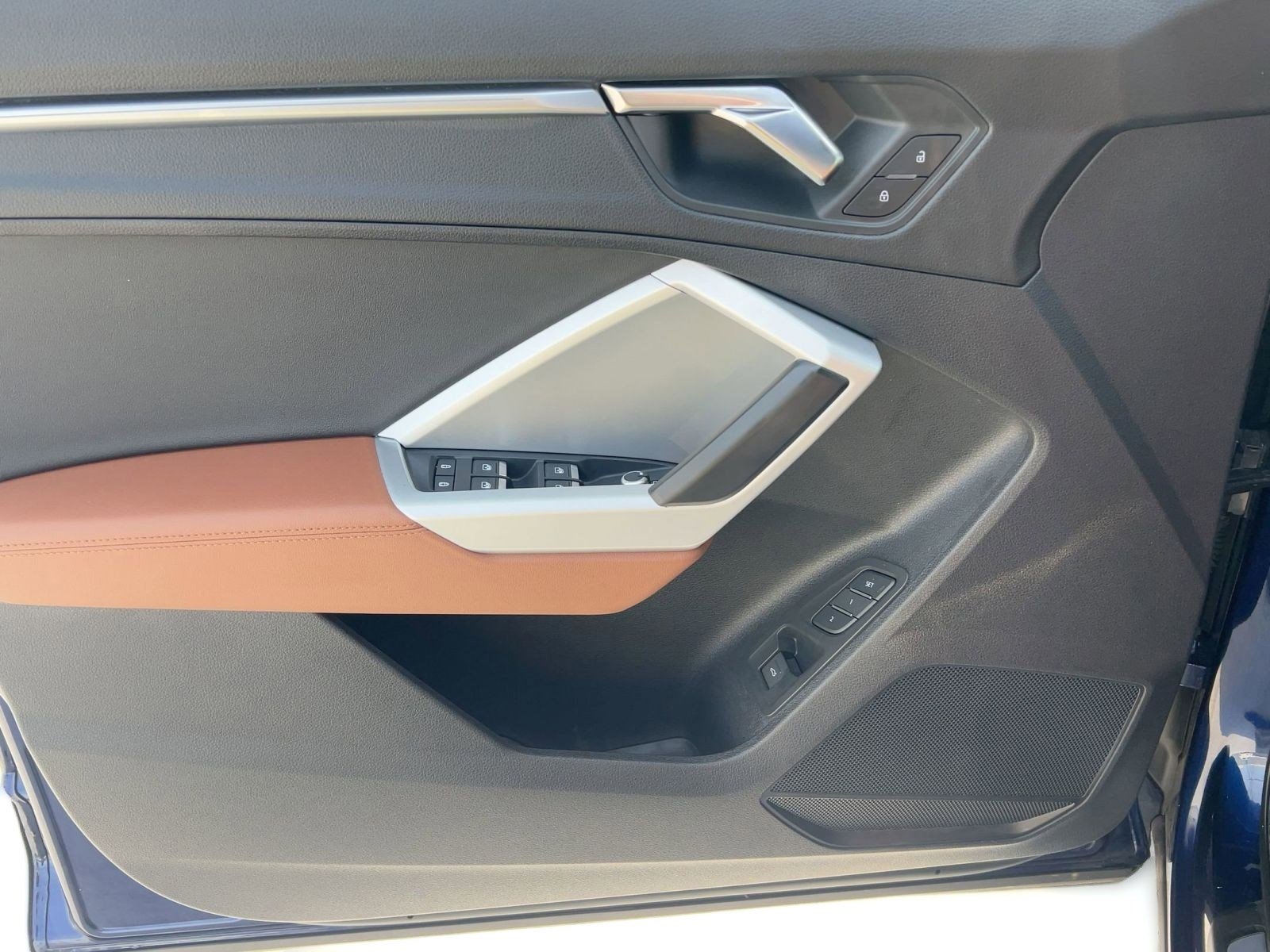 Certified 2022 Audi Q3 2.0T Premium Plus w/ Premium Plus Package image 13