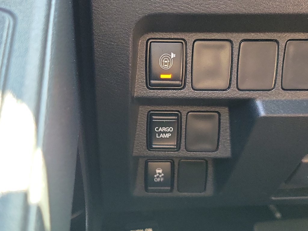 Certified 2023 Nissan Frontier SV w/ Midnight Edition Package RWD image 30