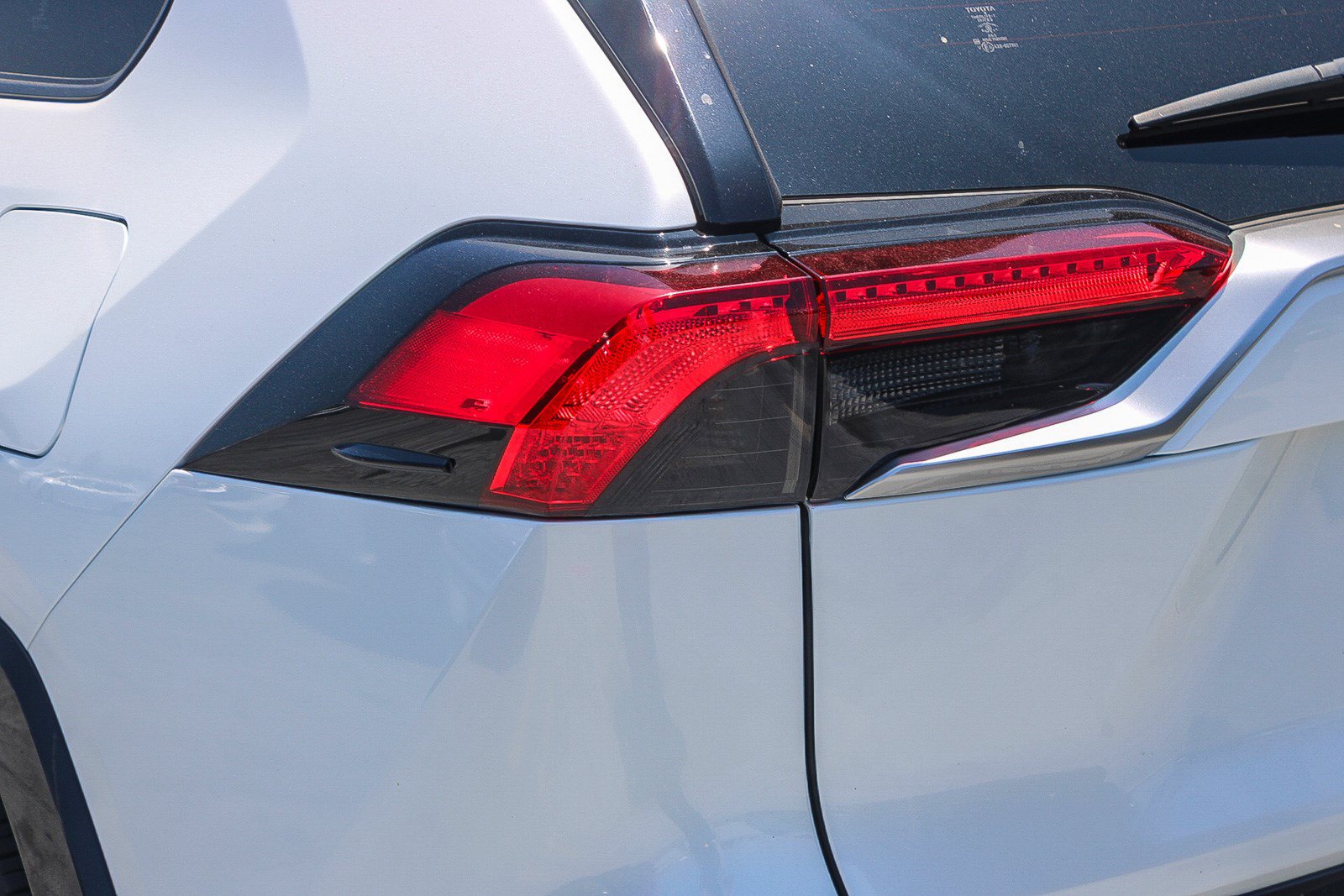 Certified 2025 Toyota RAV4 XSE w/ Advanced Technology Package AWD/4WD image 11