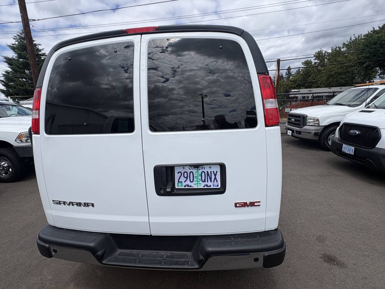 Used 2025 GMC Savana 3500 LT w/ LT Preferred Equipment Group RWD image 11