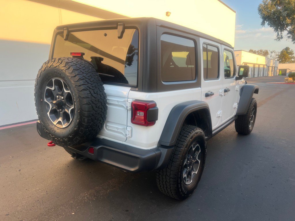 Used 2025 Jeep Wrangler Unlimited Rubicon image 3