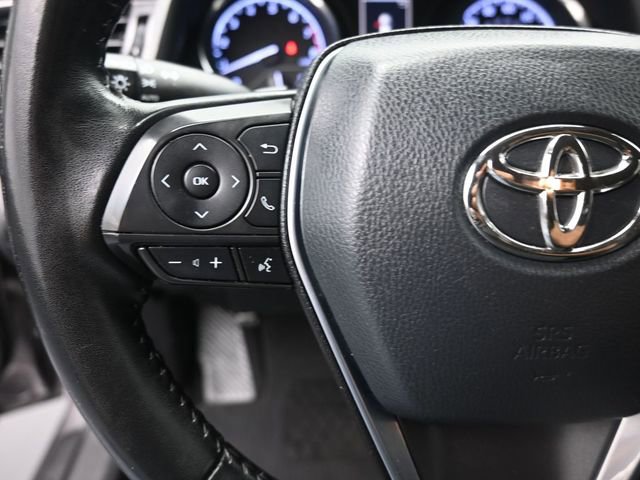 Used 2020 Toyota Camry SE image 7