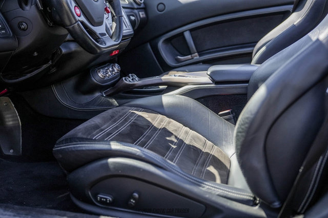 Used 2012 Ferrari California RWD image 30