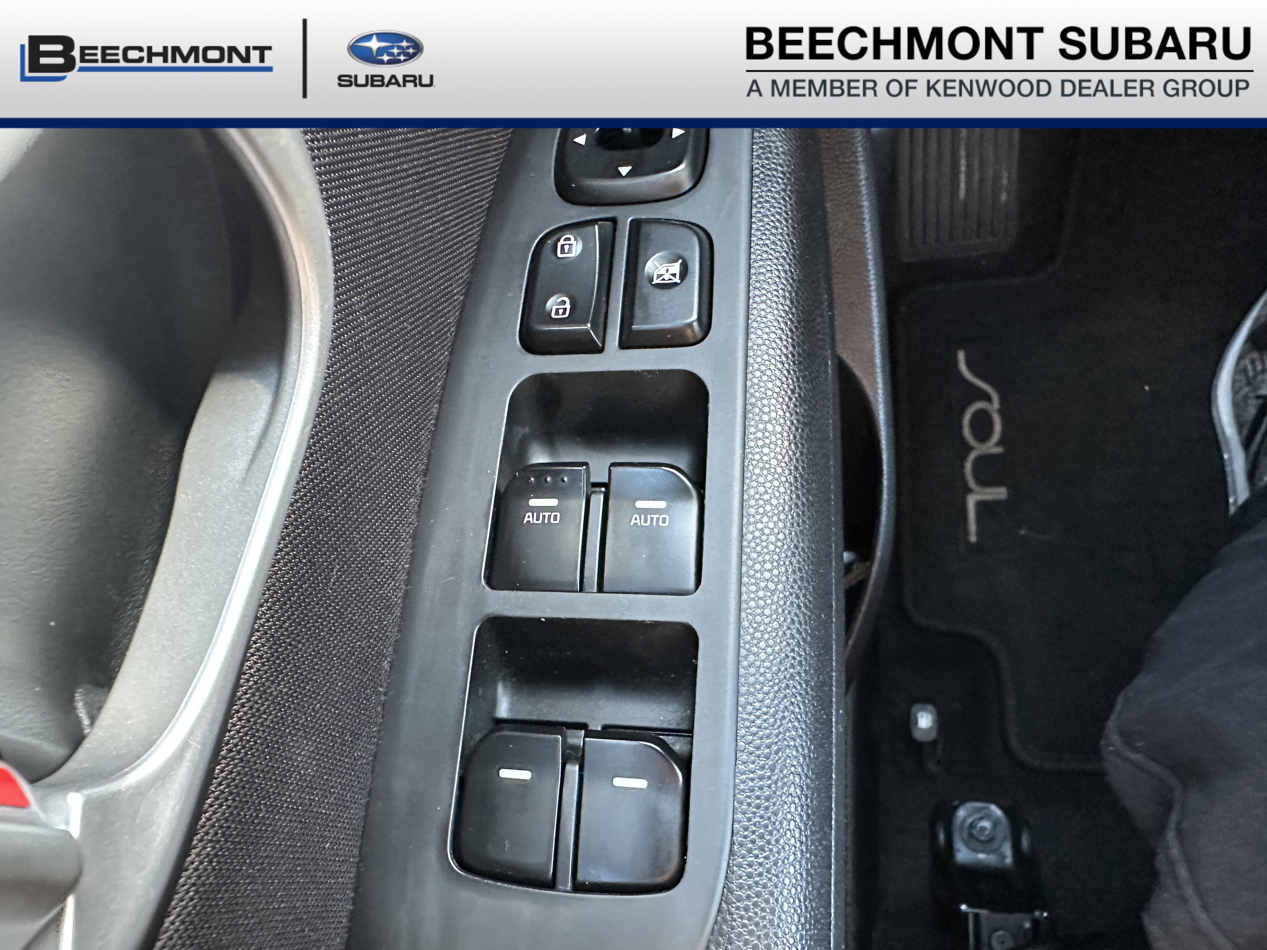 Used 2016 Kia Soul + image 15