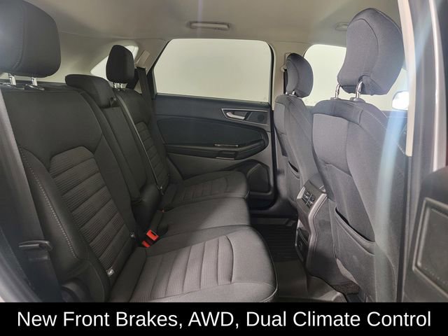 Used 2016 Ford Edge SEL image 17