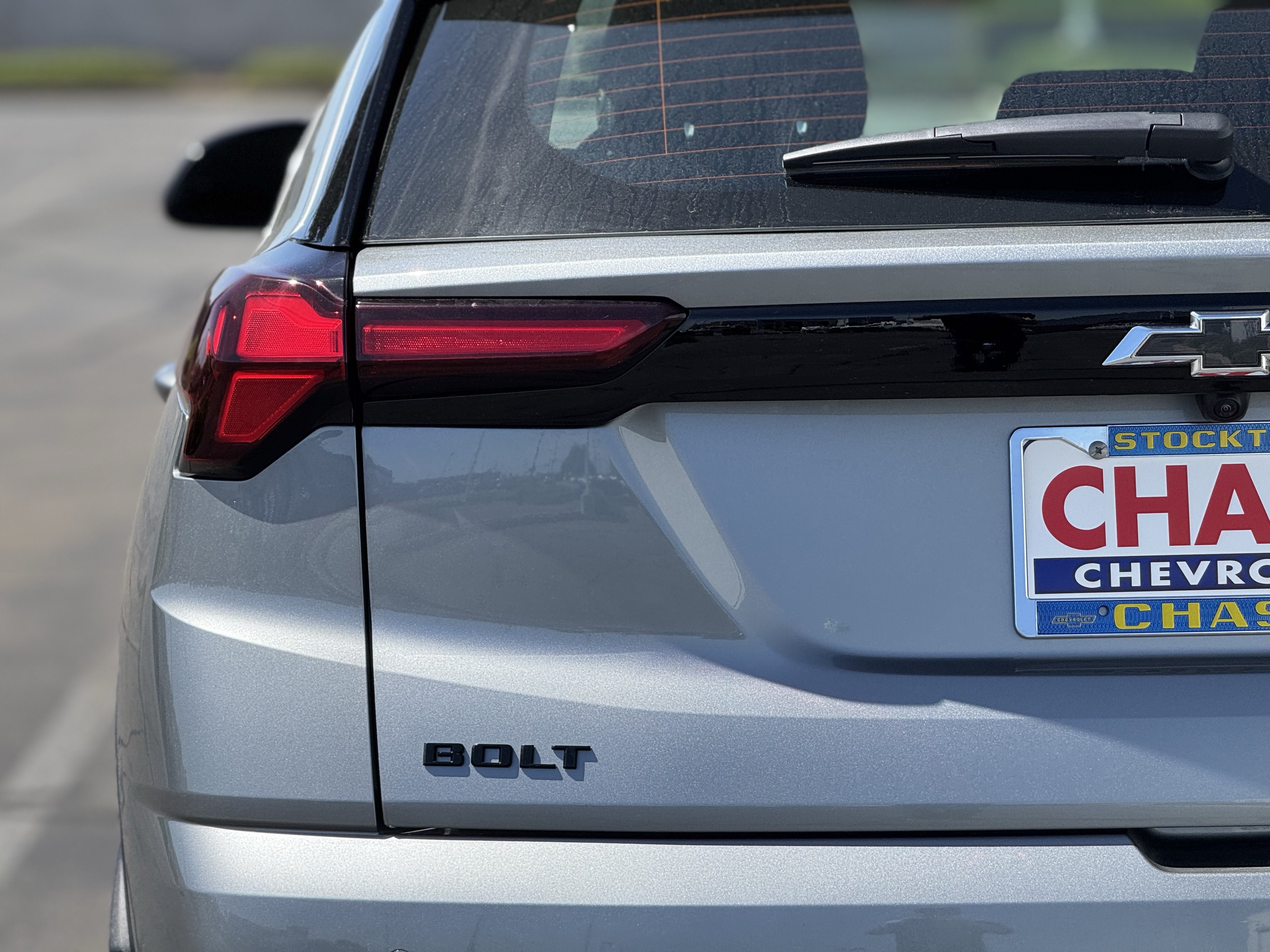 New 2027 Chevrolet Bolt LT w/ Comfort Package FWD image 7