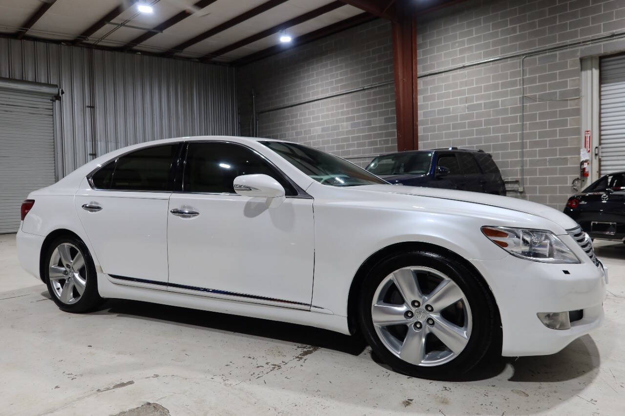 Used 2012 Lexus LS 460 w/ Comfort Pkg RWD image 6