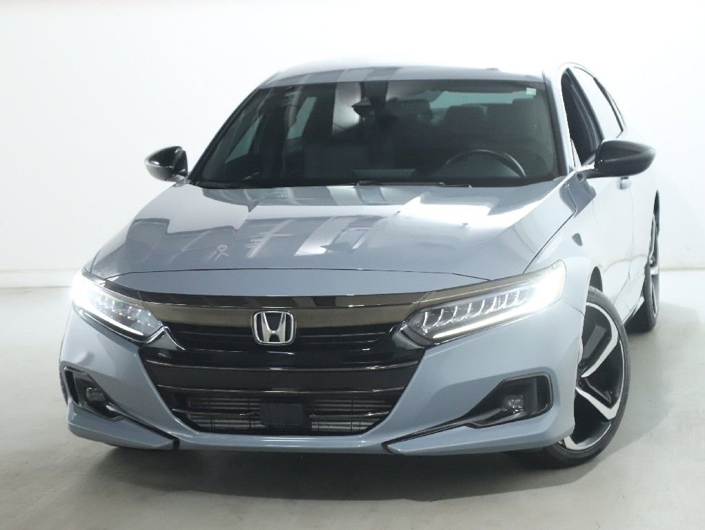 Used 2022 Honda Accord Sport image 3