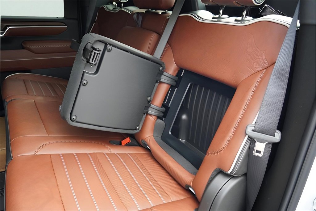 New 2026 GMC Sierra 3500 Denali Ultimate image 32