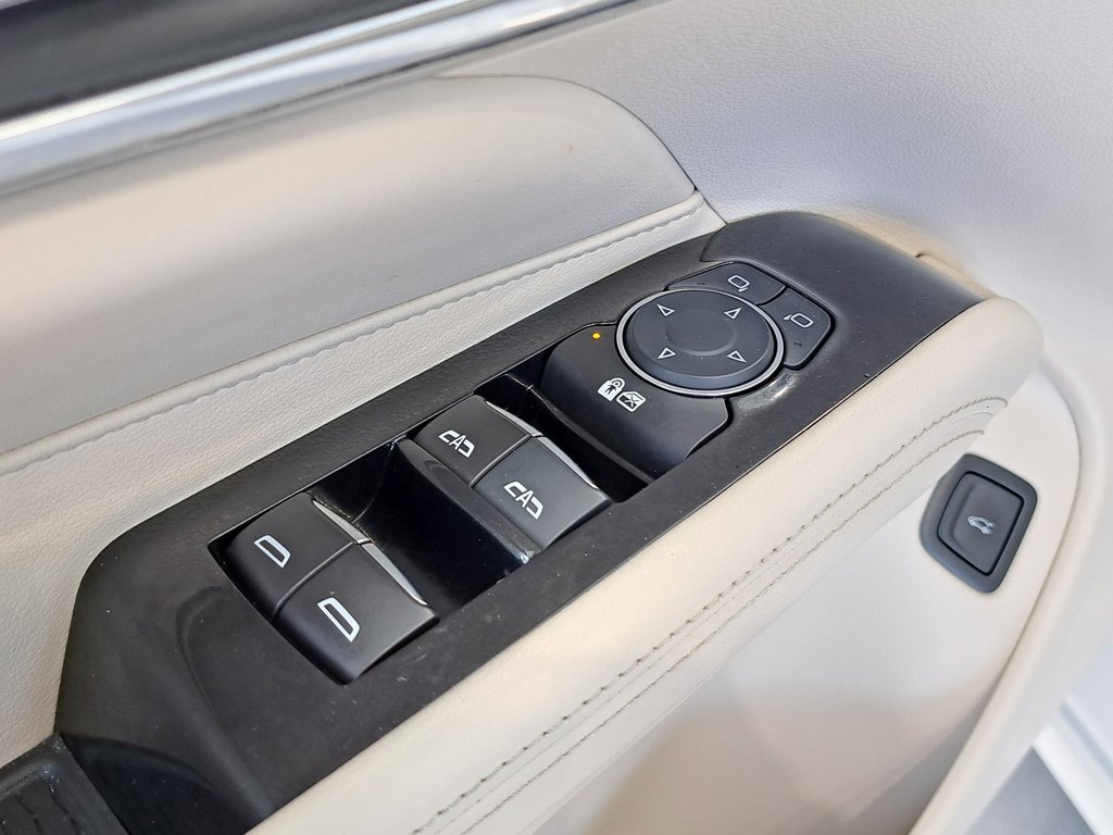 Used 2023 Cadillac CT4 Premium Luxury w/ Climate Package image 23