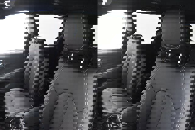 New 2026 Chrysler Pacifica Select image 10