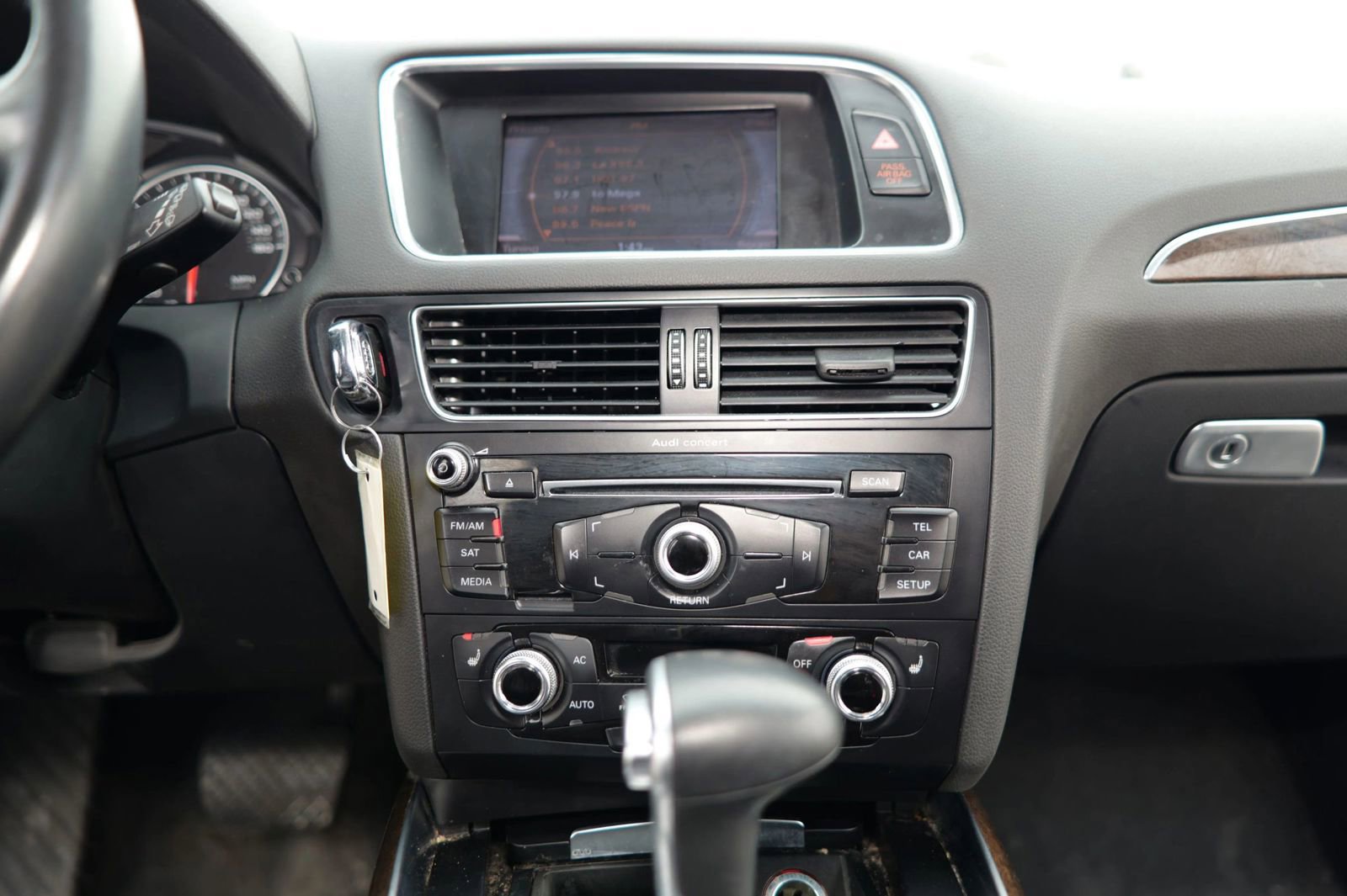 Used 2013 Audi Q5 2.0T Premium image 18