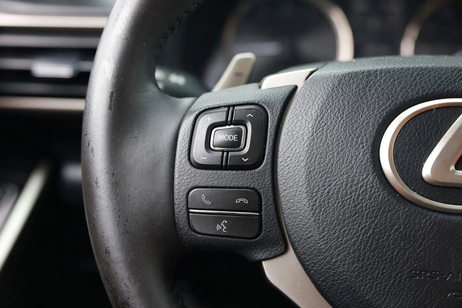 Used 2017 Lexus IS 200t RWD image 26