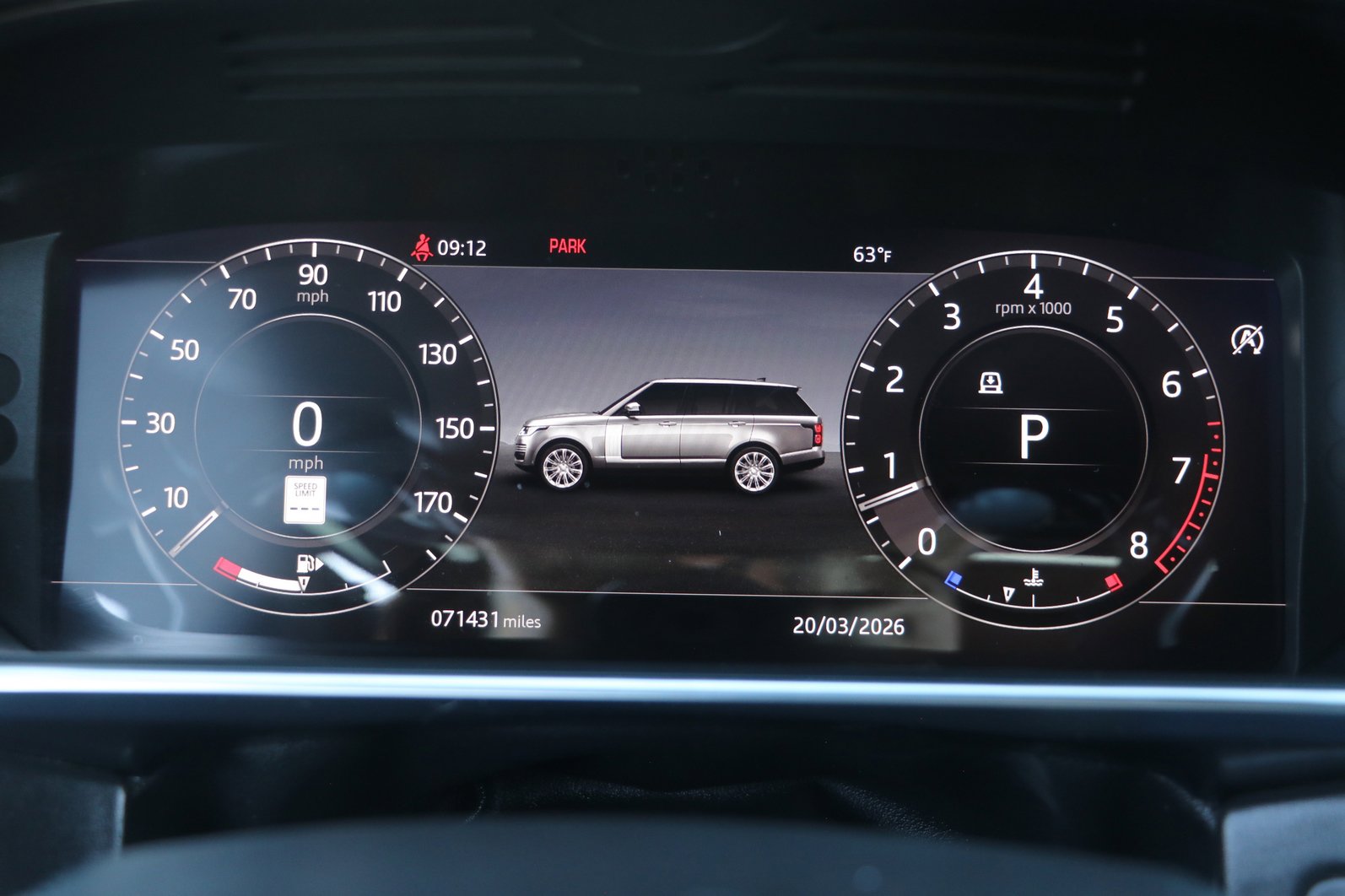 Used 2020 Land Rover Range Rover HSE image 20