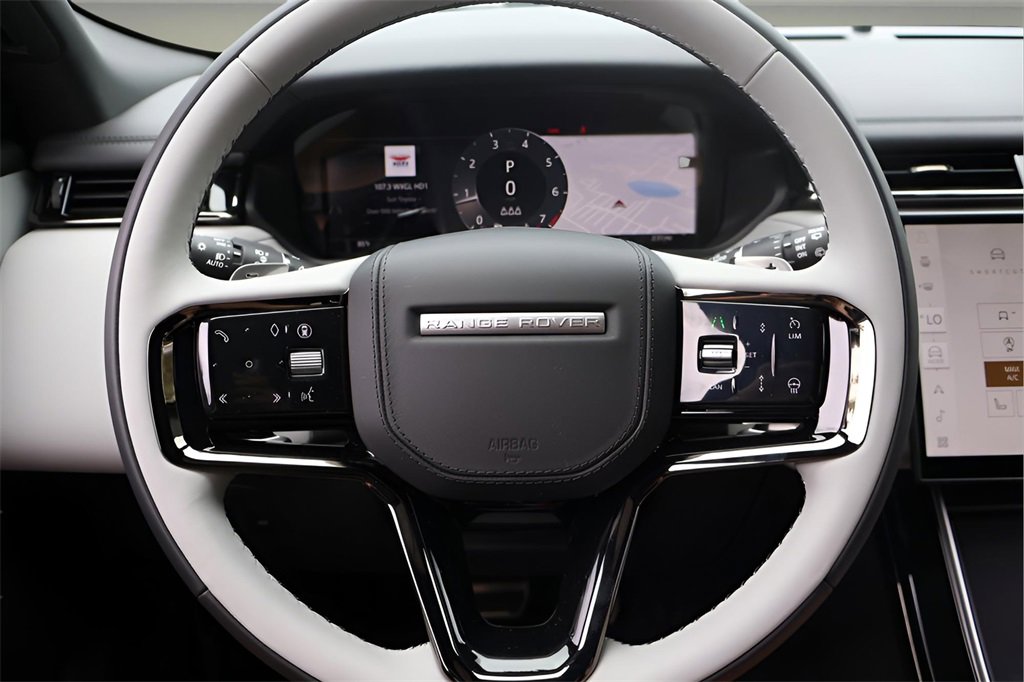 New 2026 Land Rover Range Rover Velar Dynamic SE image 19