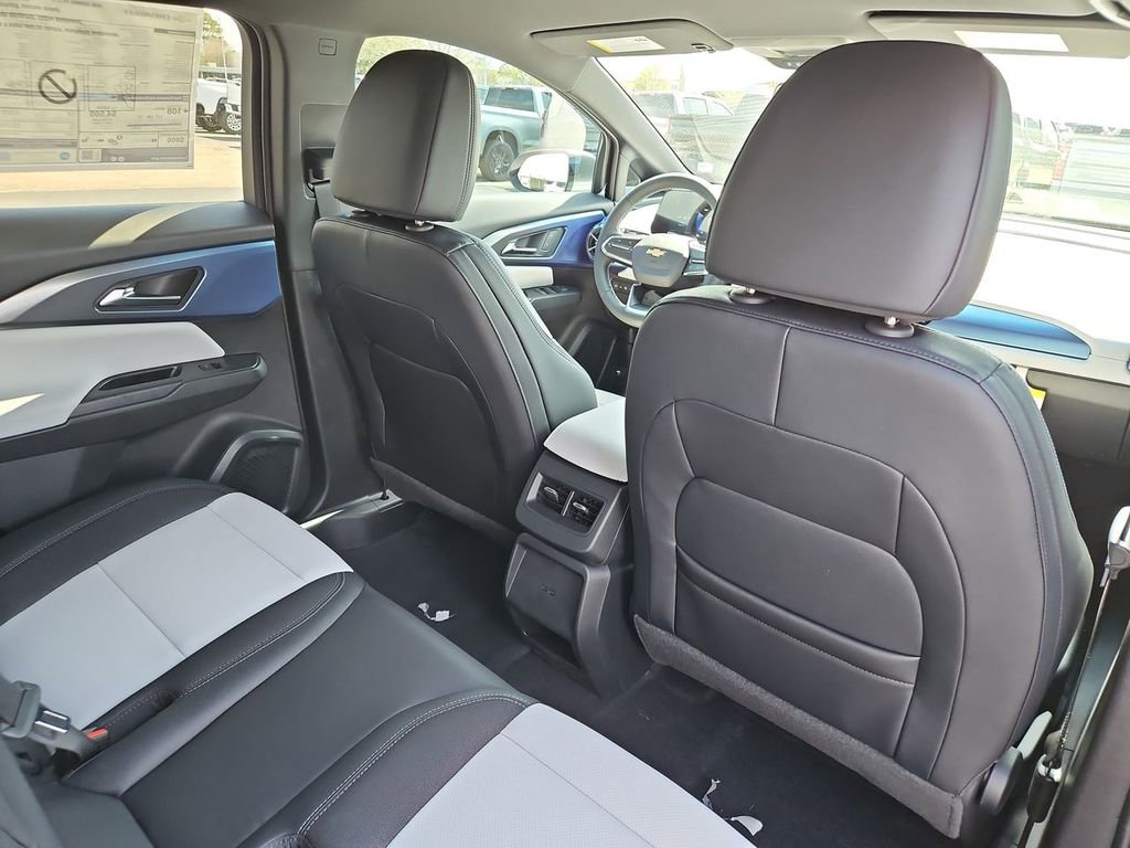 New 2026 Chevrolet Equinox EV LT FWD image 13