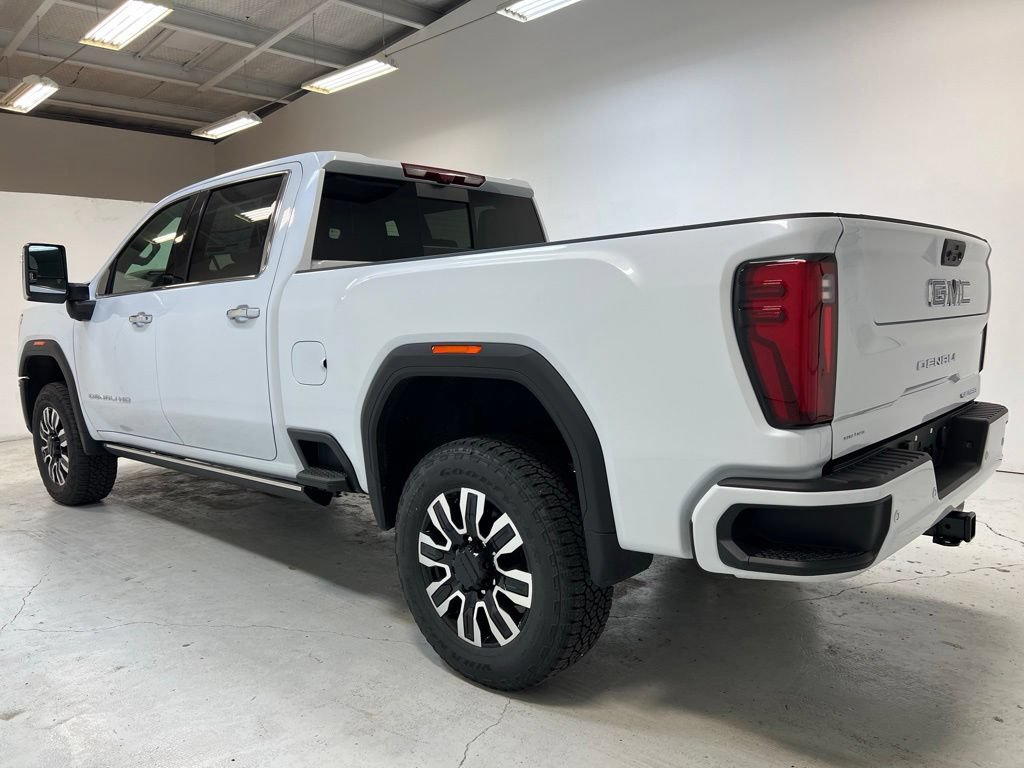 New 2026 GMC Sierra 2500 Denali Ultimate AWD/4WD image 10