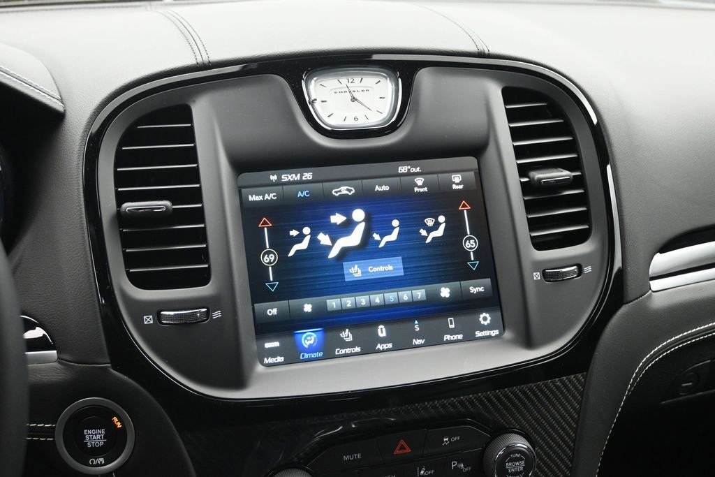 Used 2023 Chrysler 300 C RWD image 19