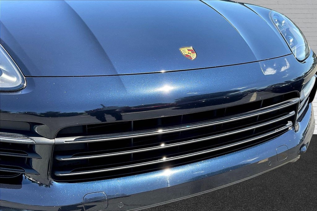 Used 2022 Porsche Cayenne AWD/4WD image 31