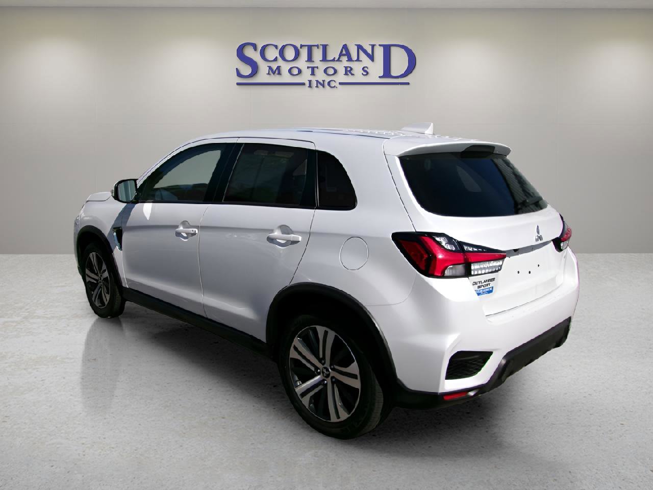Used 2024 Mitsubishi Outlander Sport ES image 8